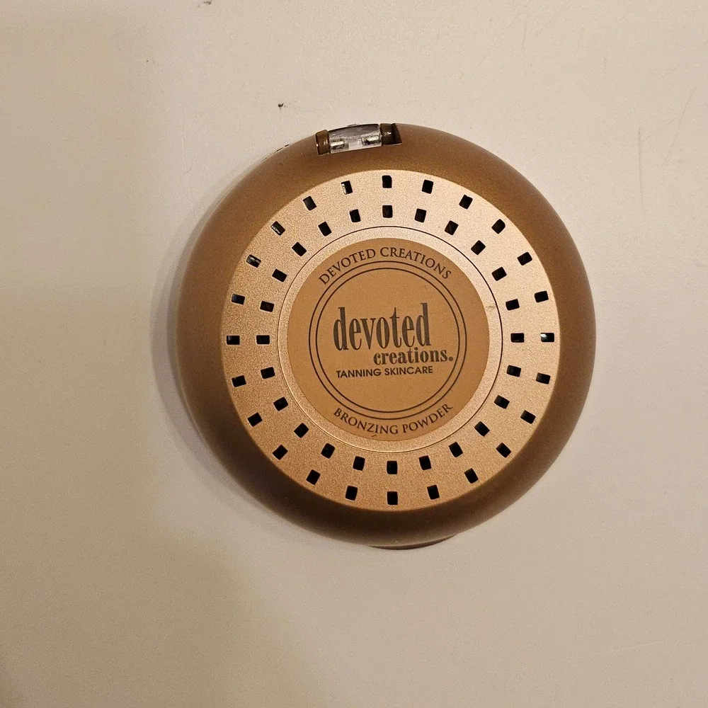 Devoted Creations Bronzing Powder Matte Finish Mineral Tanning‎ Skincare 0.35oz